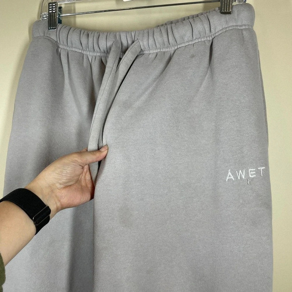 Awet Sweatpants Men's Size L Gray Cotton Tapered Legs Logo Pockets Drawstring - Picture 5 of 13